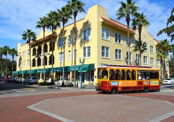 Jolly Trolly Tarpon Springs | Long Key Vacation Rentals Jolly Trolly Tarpon Springs | Long Key Vacation Rentals